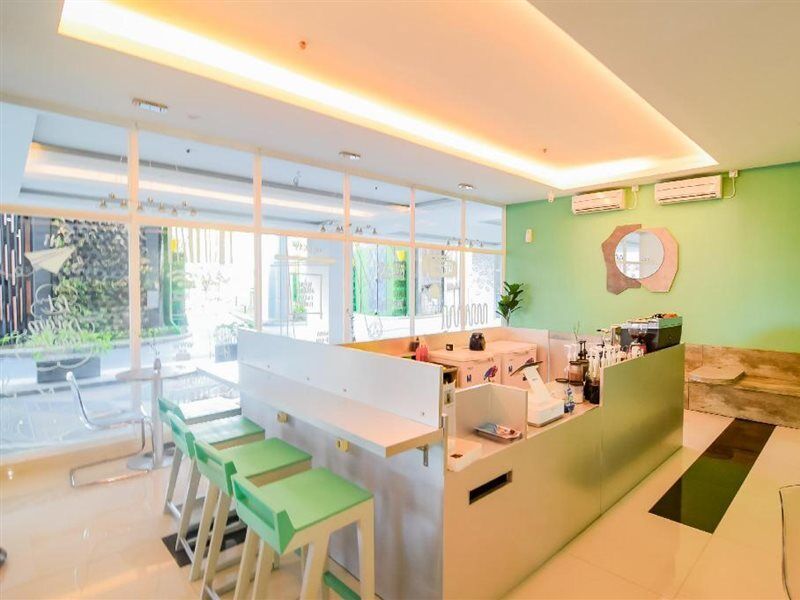 คอลเลคชั่น โอ 15 ตามัน เมลาตี เมอร์ ซูราบายา Hotel สุราบายา ภายนอก รูปภาพ